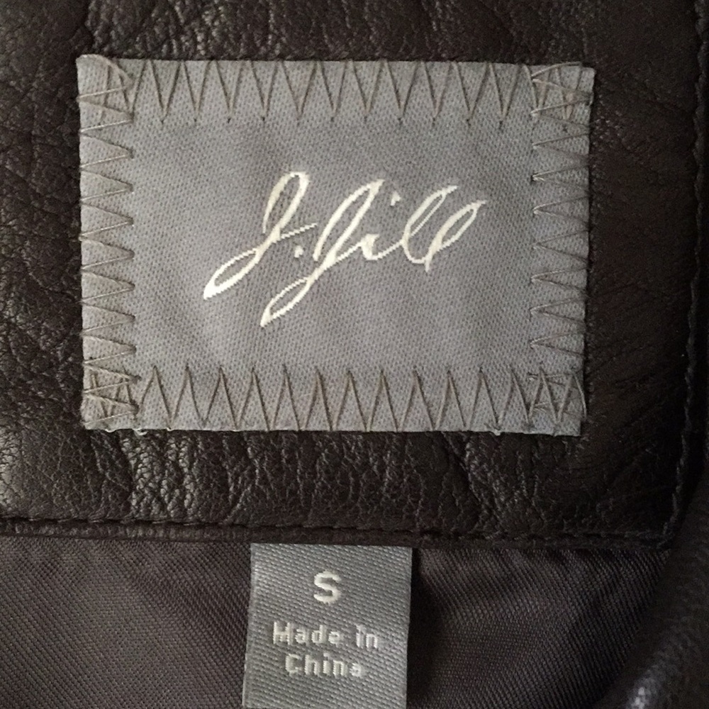 Leather jacket - Picture 3 of 5